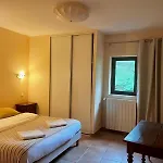 D'hotes Les Etoiles Bed & Breakfast Mareugheol