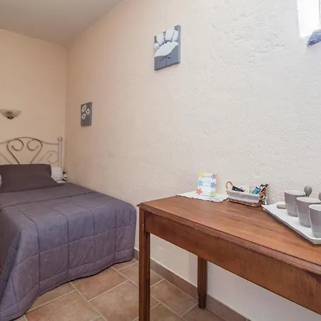 D'hotes Les Etoiles B&B Mareugheol