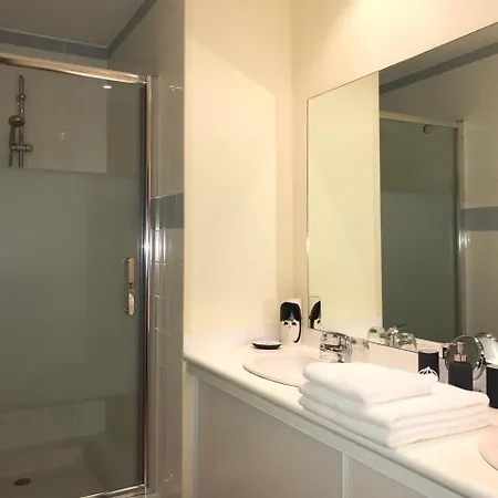 D'hotes Les Etoiles 3* Mareugheol