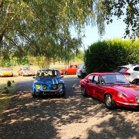 D'hotes Les Etoiles Bed & Breakfast 3*